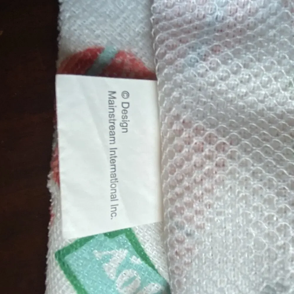 Holiday Towel Set- White Cotton- Gingerbread-Christmas-Kitchen